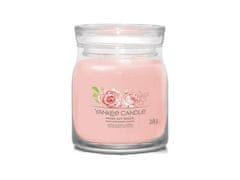 YANKEE CANDLE Fresh Cut Roses svíčka 368g / 2 knoty (Signature střední)