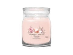 YANKEE CANDLE Pink Sands svíčka 368g / 2 knoty (Signature střední)