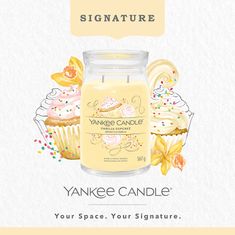 Yankee Candle Vonná sviečka Signature in glass large Vanilla Cupcake 567 g