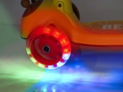 KIK Kolobežka trojkolesová LED svietiace kolesá do 40kg žltohnedá