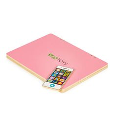 Iso Trade Drevený edukačný laptop s tabuľou | ružový