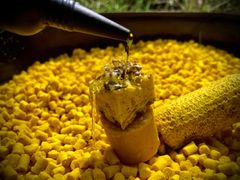 Lk Baits kukuričné pelety Corn Pellets 1kg, 4mm