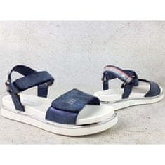 Tommy Hilfiger Sandále tmavomodrá 35 EU Platform Velcro