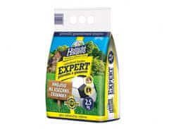 eoshop Hnojivo HOŠTICKÉ EXPERT prírodný na trávnik s guánom 2,5kg