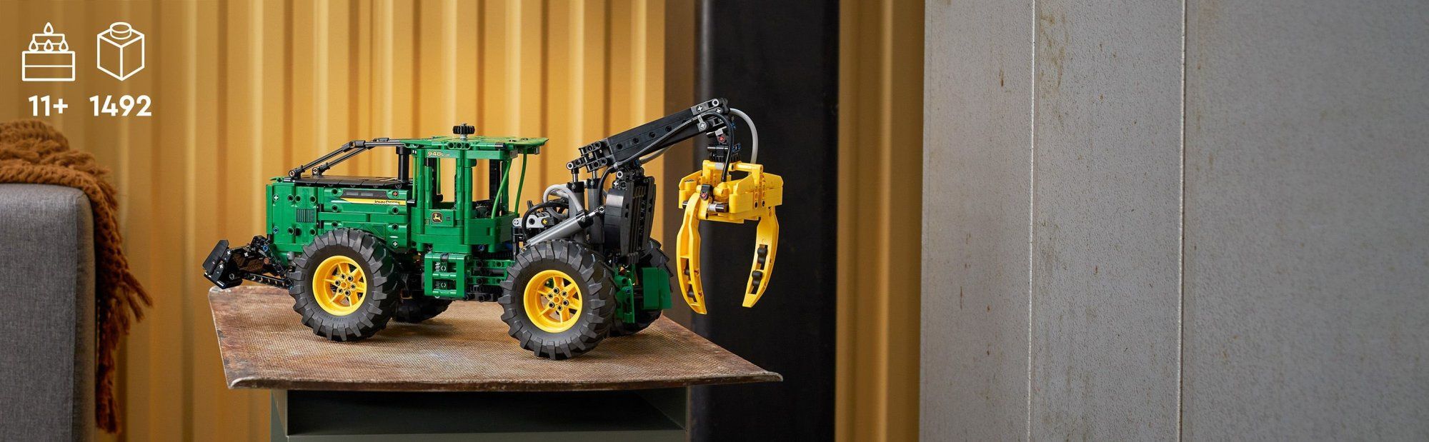 LEGO Technic 42157 Lesný traktor John Deere 948L-II