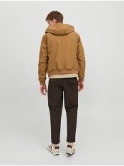 Jack&Jones Hnedá pánska ľahká softshellová bunda Jack & Jones Basic S