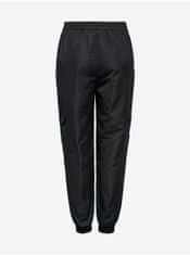 ONLY Čierne dámske šusťákové nohavice s vreckami ONLY Faduma L/32
