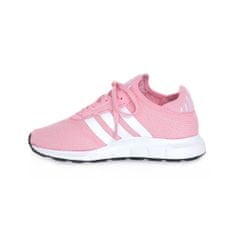 Adidas Obuv ružová 35 EU Swift Run X C