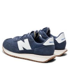 New Balance Obuv tmavomodrá 36 EU 237