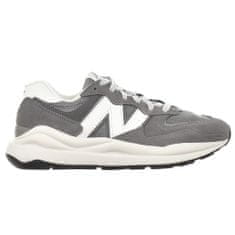 New Balance Obuv sivá 45.5 EU M5740VPB