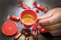 Guzzini Cestovný hrnček na kávu COFFEE & GO červený