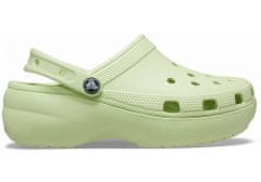 Crocs Classic Platform Clogs pre ženy, 36-37 EU, W6, Dreváky, Šlapky, Papuče, Celery, Zelená, 206750-335