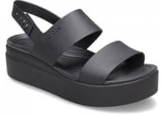 Crocs Brooklyn Low Wedge Sandals pre ženy, 39-40 EU, W9, Sandále, Šlapky, Papuče, Black/Black, Čierna, 206453-060