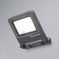 LEDVANCE Reflektor LED 10W 800lm 3000K Teplá biela IP65 sivý Endura