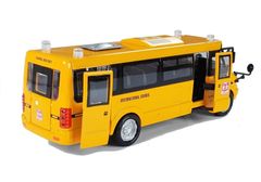 Lean-toys Kovový školský autobus s natiahnutým motorom