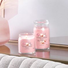 Yankee Candle Vonná sviečka Signature in glass large Pink Sands 567 g