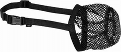 Trixie Ochranný náhubek polyester síťka L černý, 32 cm