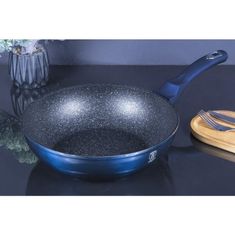 Berlingerhaus Wok s mramorovým povrchom 28 cm Metallic Line Aquamarine Edition