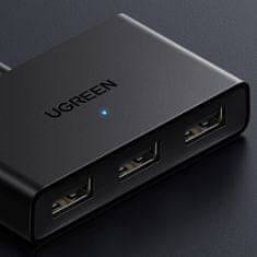 Ugreen Prepínací adaptér Ugreen USB 2 in - 3 out čierny (CM409)
