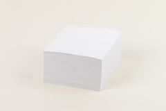 Špalíček, v čírej krabičke, nelepený, 9x9x5, 5 cm