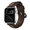 Traditional Band - Kožený remienok pre Apple Watch 45 / 49 mm, hnedý so striebornou