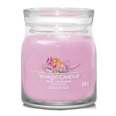 Yankee Candle Sviečka v sklenenej dóze , Ručne viazané kvety, 368 g