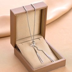 For Fun & Home Elegantný náhrdelník z chirurgickej ocele 316L, strieborný, s trojuholníkovými príveskami a predĺžením 48 cm