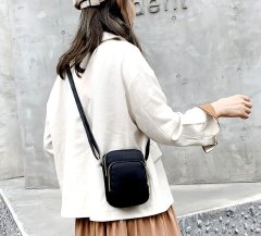 Camerazar Funkčná taška cez rameno pre Samsung Iphone alebo peňaženku, vodotesná syntetika a nylon, 12x17x6 cm
