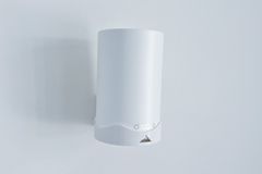 TP-LINK držiak DECO XE75/XE75 Pro na stenu biely