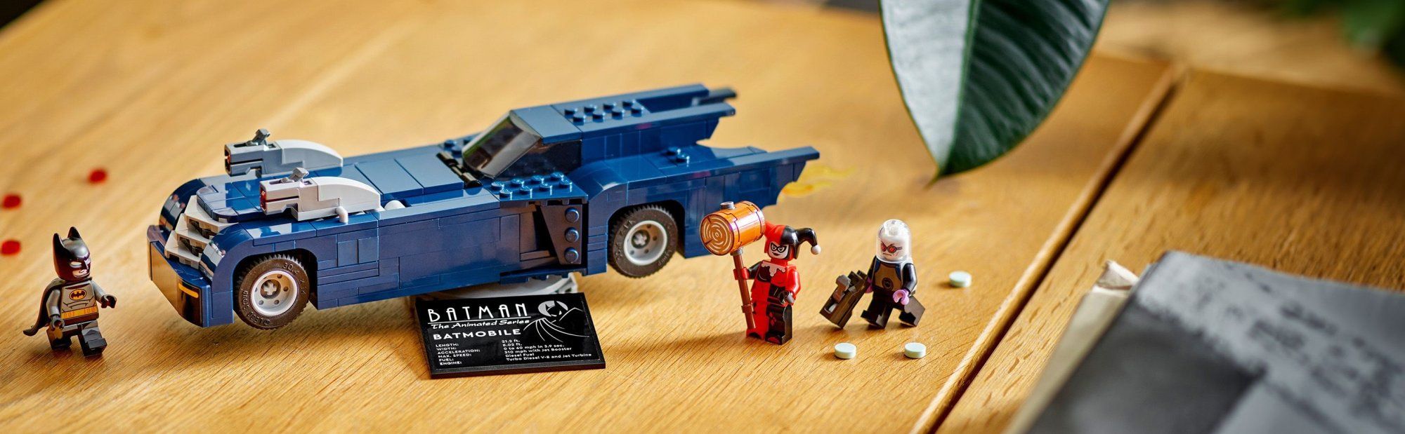 LEGO DC Batman 76274 Batman a Batmobil vs. Harley Quinn a Mr. Freeze