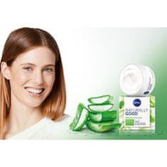 Nivea Rozjasňujúci denný krém Naturally Good (Day Care Radiance) 50 ml