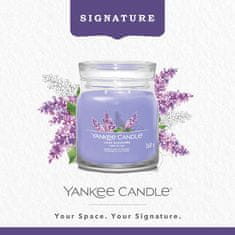 Yankee Candle Vonná sviečka Signature in glass medium Lilac Blossoms 368g