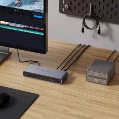 Hyper Hyper® Dokovací stanice Thunderbolt 4 - rozbalené