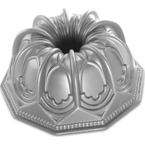 NordicWare NW Forma na bábovku Cathedral 9 cup strieborná