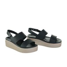 Crocs Sandále čierna 38 EU Brooklyn Low Wedge