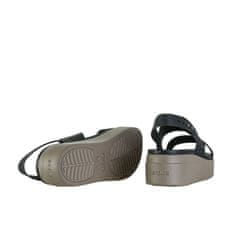 Crocs Sandále čierna 38 EU Brooklyn Low Wedge