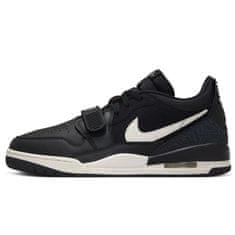 Nike Obuv čierna 43 EU Jordan Legacy 312 Low