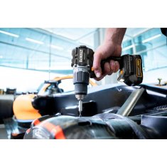 DeWalt Aku KOMBO sada skrutkovača DCD85MG a rázového uťahováka DCF85MG 18 V XR PowerStack 2x 1,7 Ah, edícia McLaren F1 Team