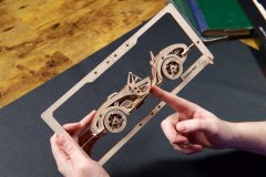 UGEARS 3D puzzle Roadster MK3 2,5D 62 dielikov