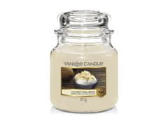 Yankee Candle Vonná sviečka Classic stredná Coconut Rice Cream 411 g