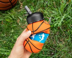 CoZy Skladacia silikónová fľaša, 520 ml - Basketbal