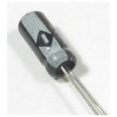 HADEX 0,47u/100V 105°C, 5x11x2mm, elektrolyt.kondenzátor radiálny