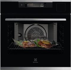 Electrolux Samostatná vestavná parní trouba 900 PRO SteamPro KOAAS31WX