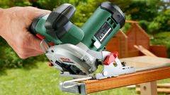 Bosch Akumulátorová priamočiara píla AdvancedSaw 18V-140 (Baretool &amp; Carton) (0.603.013.000)