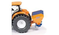 SIKU Super - Traktor s prednou radlicou a sypačom soli, 1:50