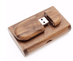 CTRL+C Sada: drevený USB ovál v boxe, orech, 128 GB, USB 3.0 / 3.1