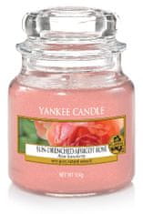 Yankee Candle vonná sviečka Sun-Drenched Apricot Rose 104g