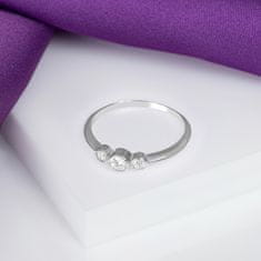 Brilio Silver Očarujúce strieborný prsteň so zirkónmi RI016W (Obvod 58 mm)