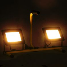 Vidaxl LED reflektor s rukoväťou 2x50 W teplé biele svetlo