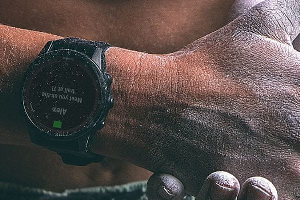 moderní chytré hodinky ve stylovém provedení garmin fenix 7s sportovní funkce chytré zobrazení notifikací navigační mapy 11denní výdrž na nabití monitoring zdravotních funkcí duální ovládání prémium materiály brilantní amoled displej